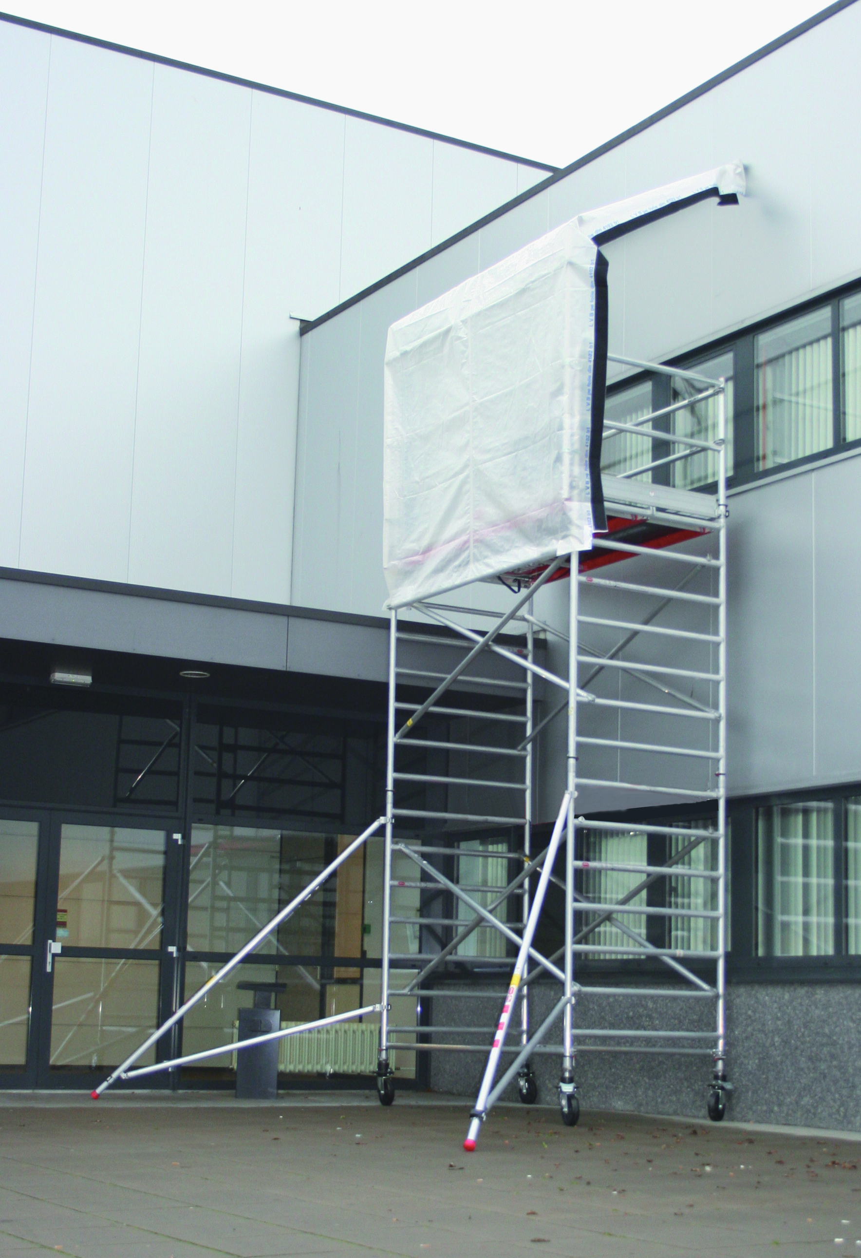 Altrex C500502 Techo transitable para la serie RS Tower 5 de 2,45 m de longitud de plataforma