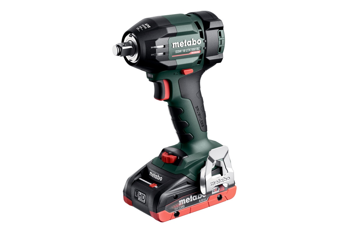 Metabo 602404800 SSW 18 LTX 550 BL atornillador de impacto / llave de impacto a bater&iacute;a incl. 2 x 4,0 Ah y cargador en malet&iacute;n