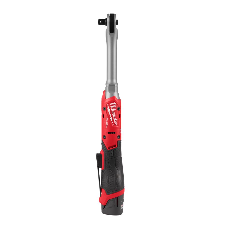 Milwaukee 4933501110 M12 FUEL&trade; Llave de carraca a bater&iacute;a alargada de 1/2" Gen 2, con 2 bater&iacute;as de 12 V y 2,5 Ah y cargador en caja